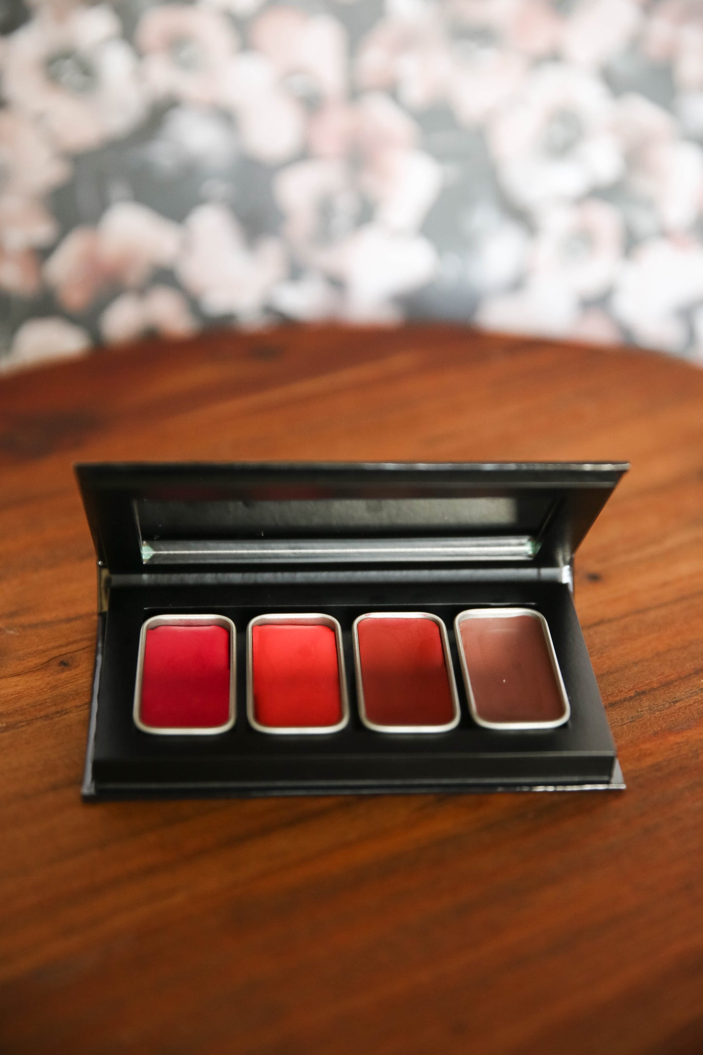 Signature Lip & Cheek Tint Cosmetic Pallet